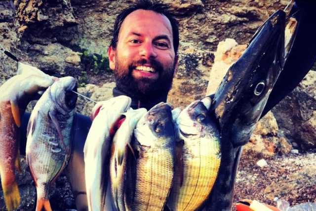 Il barese Nico Strambelli, campione di pesca in apnea: �Tutto � iniziato con un polpo� 